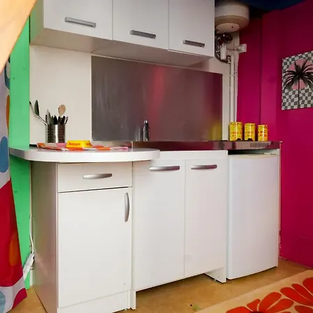 Appartement Studette Pop Art - 2 Personnes *